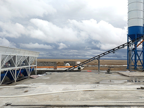 如何選擇適合自己的混凝土攪拌設(shè)備